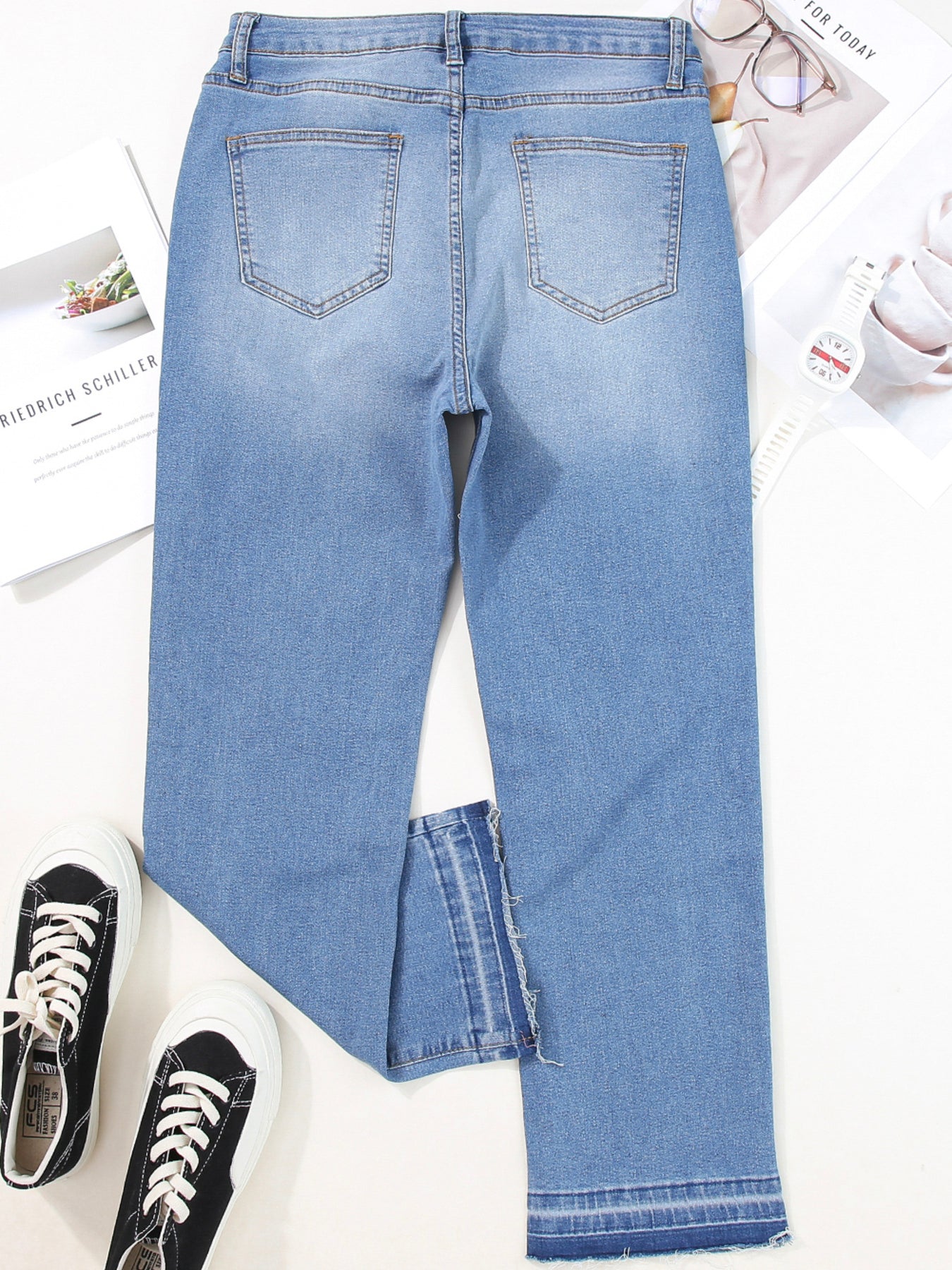 3a4bc8a790054cbca7a071f5480f8856-Max