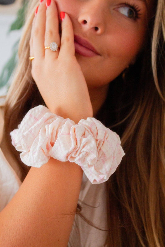 Sweet & Simple Gingham Scrunchie