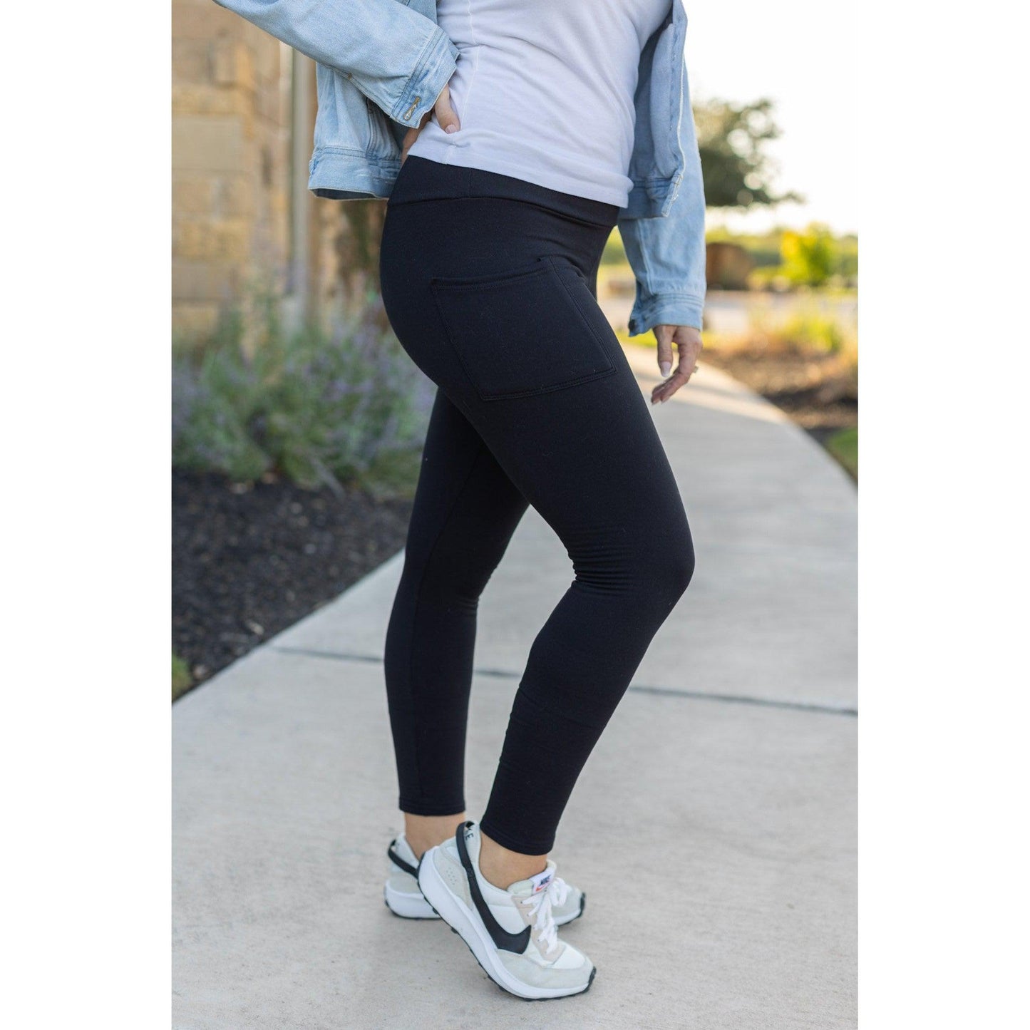 Ready to Ship | BLACK FULL-LENGTH Leggings with POCKET - Luxe Leggings by Julia Rose®