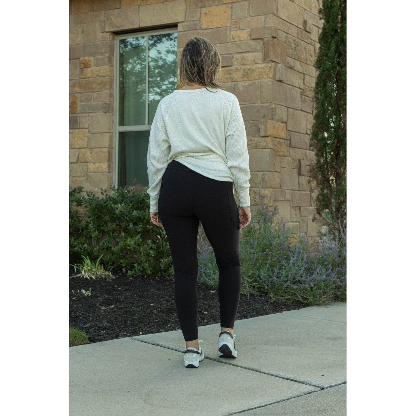 Ready to Ship | The Lilla -   Black FLEECE Full Length Leggings with Pockets Round 4 - Luxe Leggings by Julia Rose®