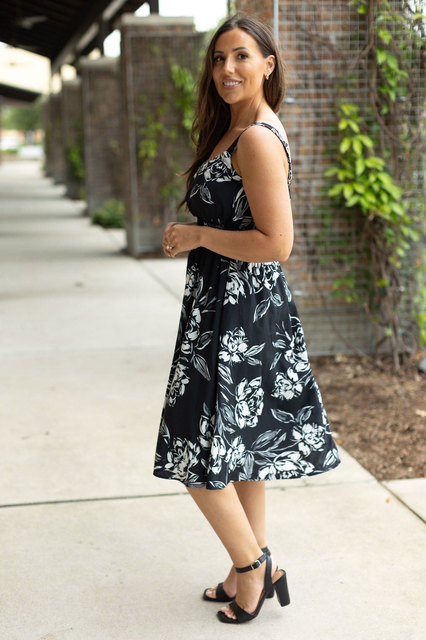 IN STOCK Cassidy Midi Dress - Black and White Floral | Women’s Dress