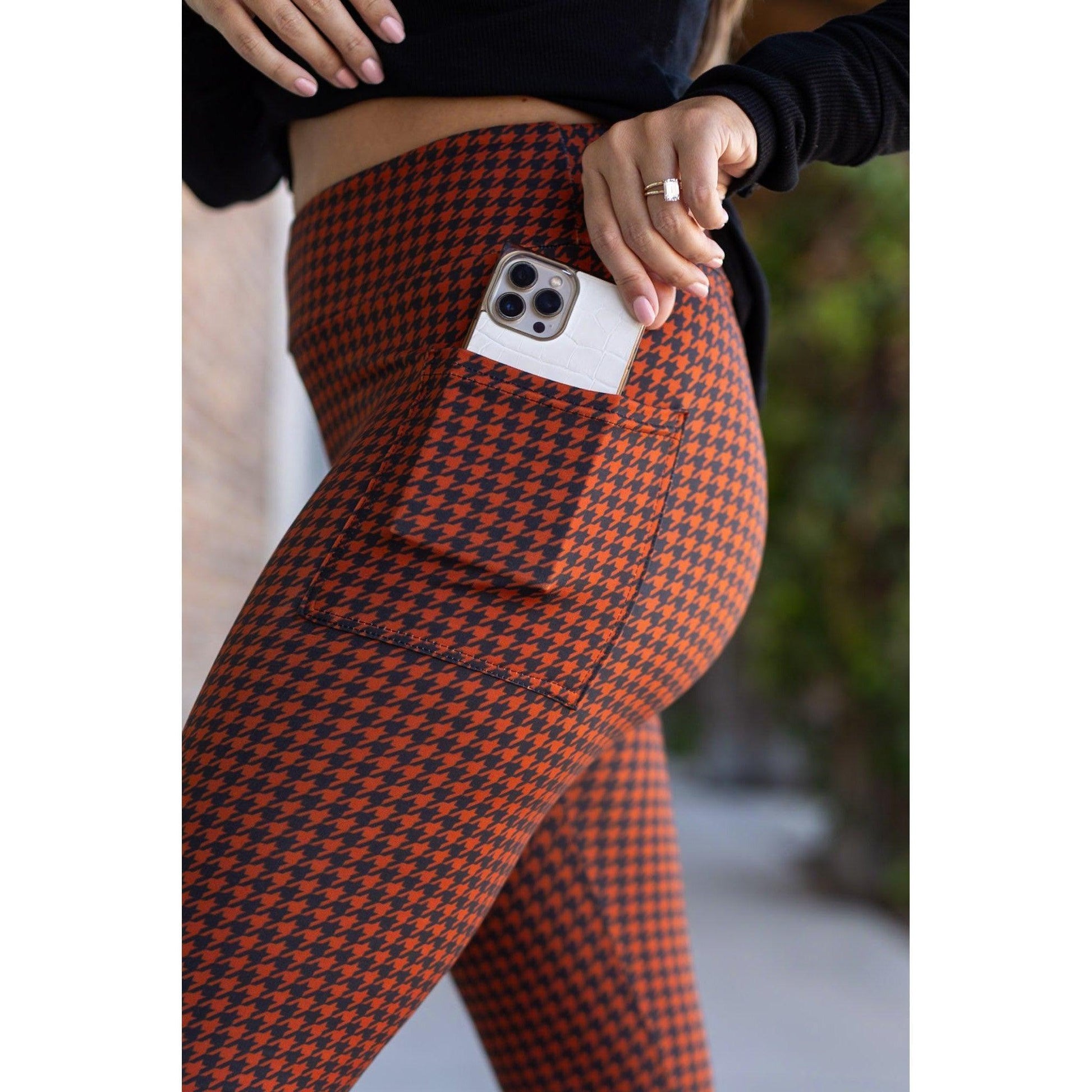 Julia Rose houndstooth full-length leggings, Women wearing houndstooth leggings high waisted