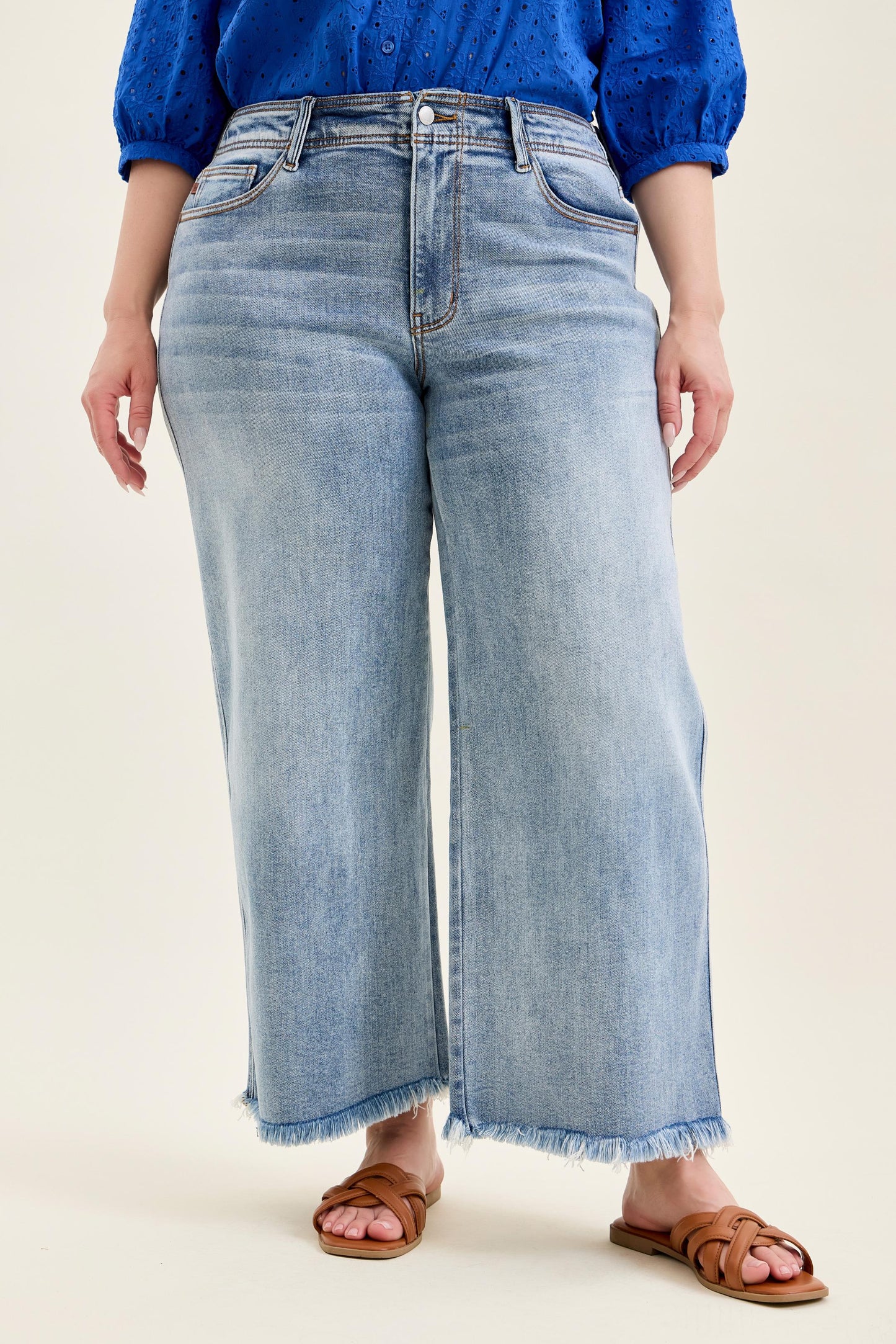 Mary Mid Rise Ankle Wide Leg + Hollywood WB + Fray Hem