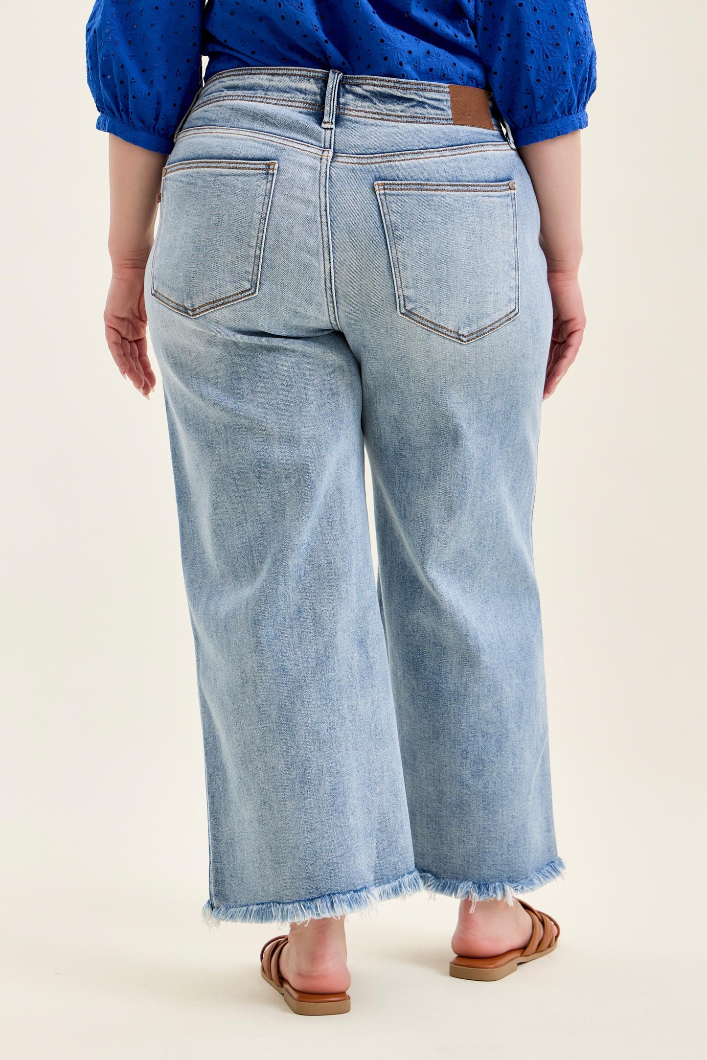 Mary Mid Rise Ankle Wide Leg + Hollywood WB + Fray Hem
