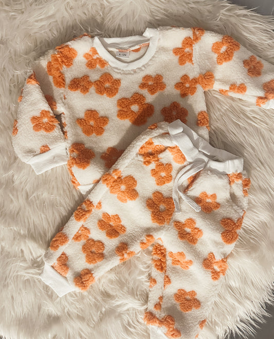 Orange and White Sherpa Flower Lounge Set