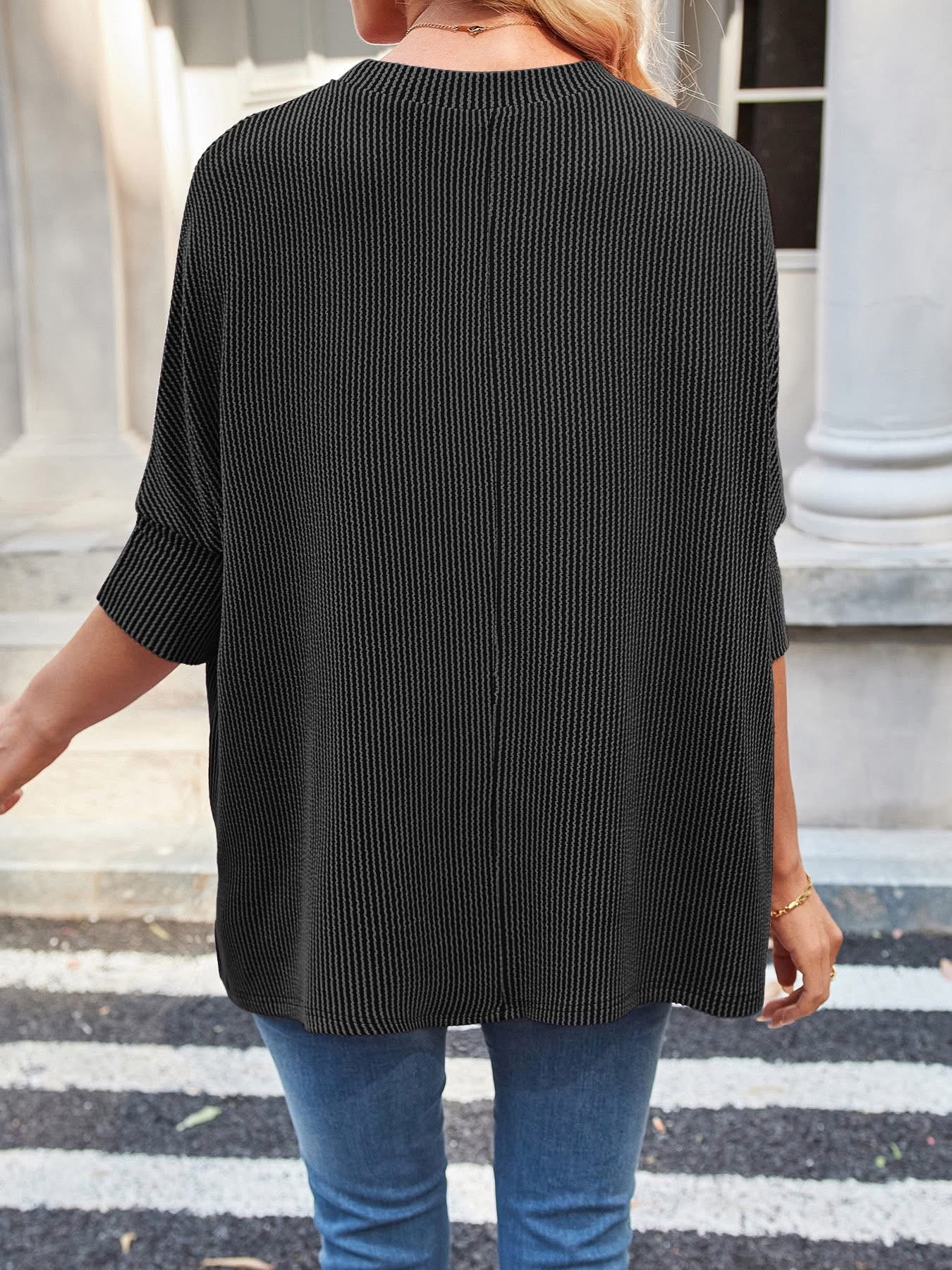 Relaxed Fit Half Sleeve T-
Shirt Dark Grey