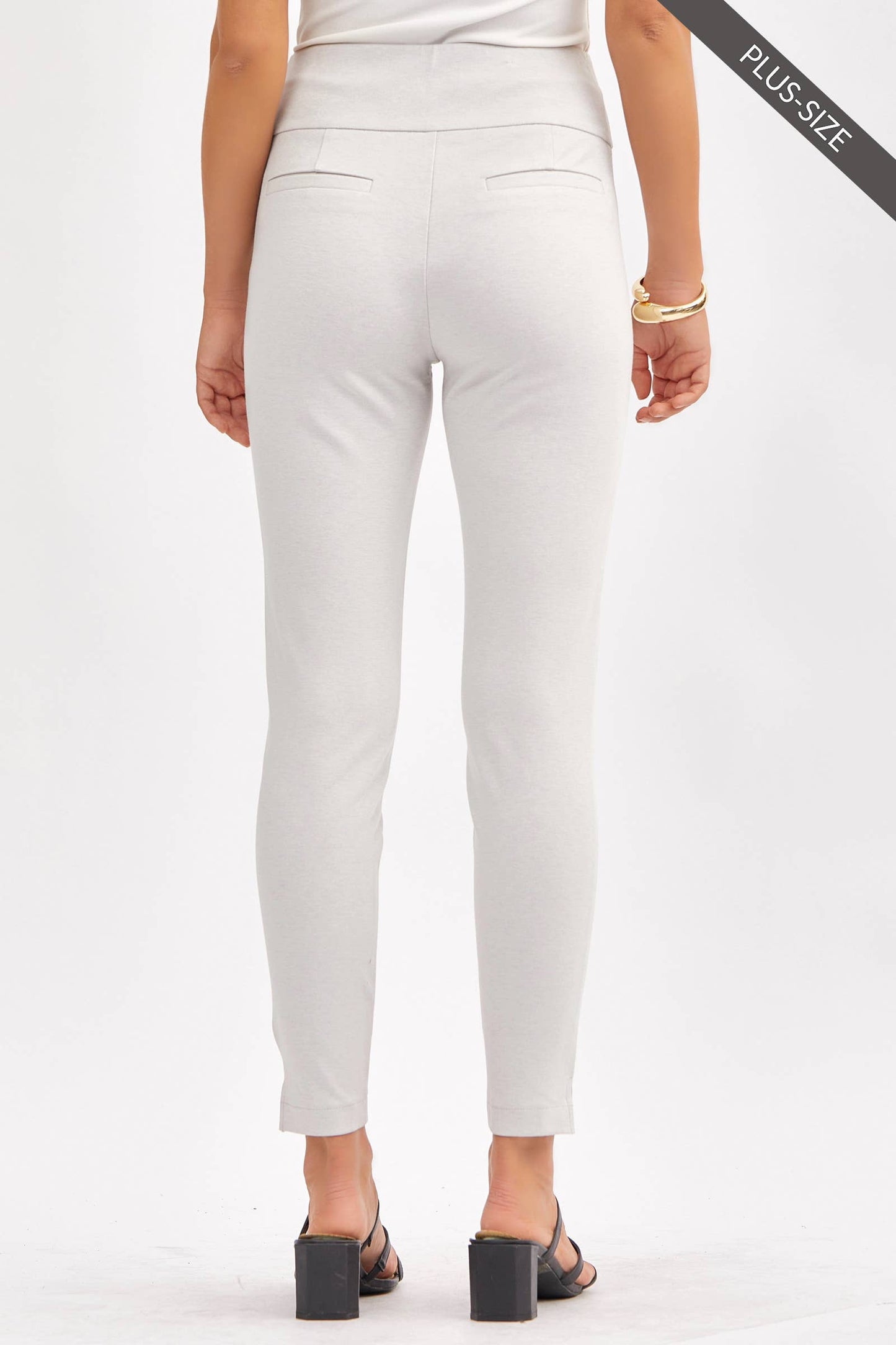 PLUS SIZE Magic High Waisted 28" Skinny Pants Size 1X